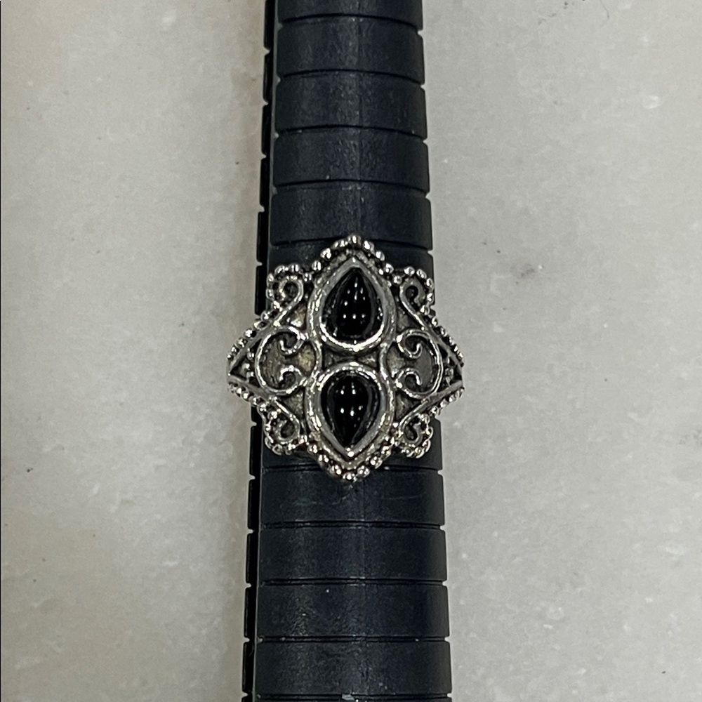 Intricate Silver and Black Filigree Ring